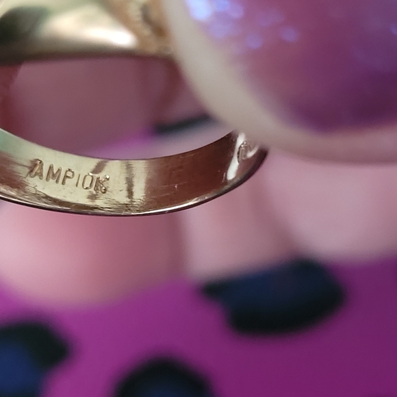 Signet mens initial "M" 10 kt. gold nugget ring - Picture 8 of 17